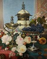 Натюрморт «Розы, виноград и старинные сосуды»