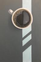 Натюрморт «Кофе — моя страсть, в луче света»